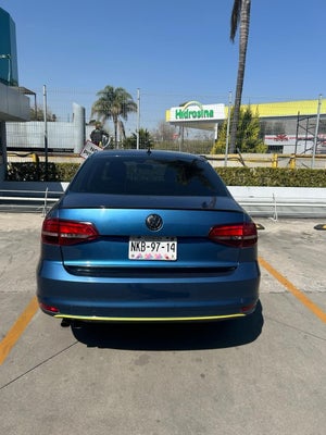 2017 Volkswagen Jetta 1.4 T Fsi Comfortline At in Metepec, México, México - Nissan Tollocan Metepec