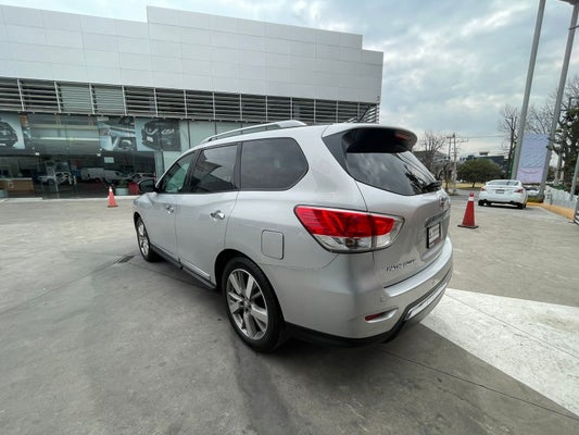 2015 Nissan Pathfinder 3.5 Exclusive At in Metepec, México, México - Nissan Tollocan Metepec